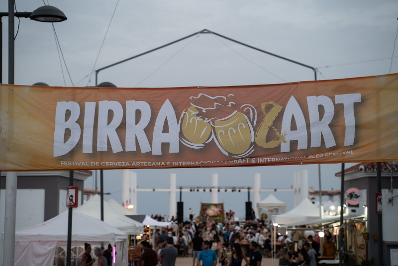 Gastronomía internacional y la mejor cerveza del mundo se dan cita este fin de semana en Benalmádena Pueblo con ‘Birra & Art’