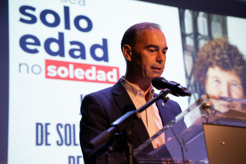 El alcalde, Juan Antonio Lara, preside la inauguración de las I Jornadas de la Soledad No Deseada