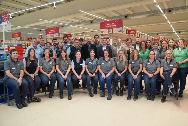 El alcalde asiste a la inauguración de la nueva tienda de Lidl en Torrequebrada, que supondrá la creación de 30 nuevos empleos tras una inversión superior a 5 millones de euros