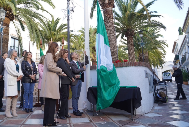 El alcalde, Juan Antonio Lara, preside el acto institucional con motivo del Día de la Bandera Andaluza