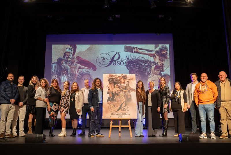 El Paso de Benalmádena inicia la celebración de su 75 aniversario con la presentación de un espectacular cartel anunciador 